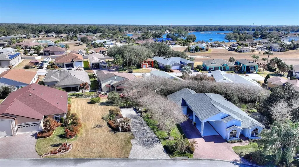 427 Travelers Drive Polk City FL 33868