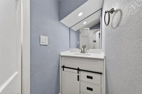 2835 W Shelton Avenue Tampa FL 33611