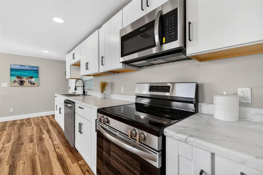 4063 2nd Avenue S St Petersburg FL 33711