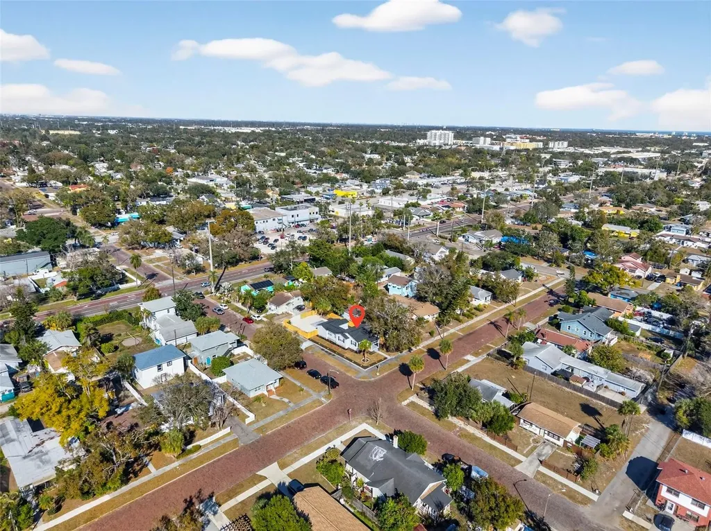 4063 2nd Avenue S St Petersburg FL 33711