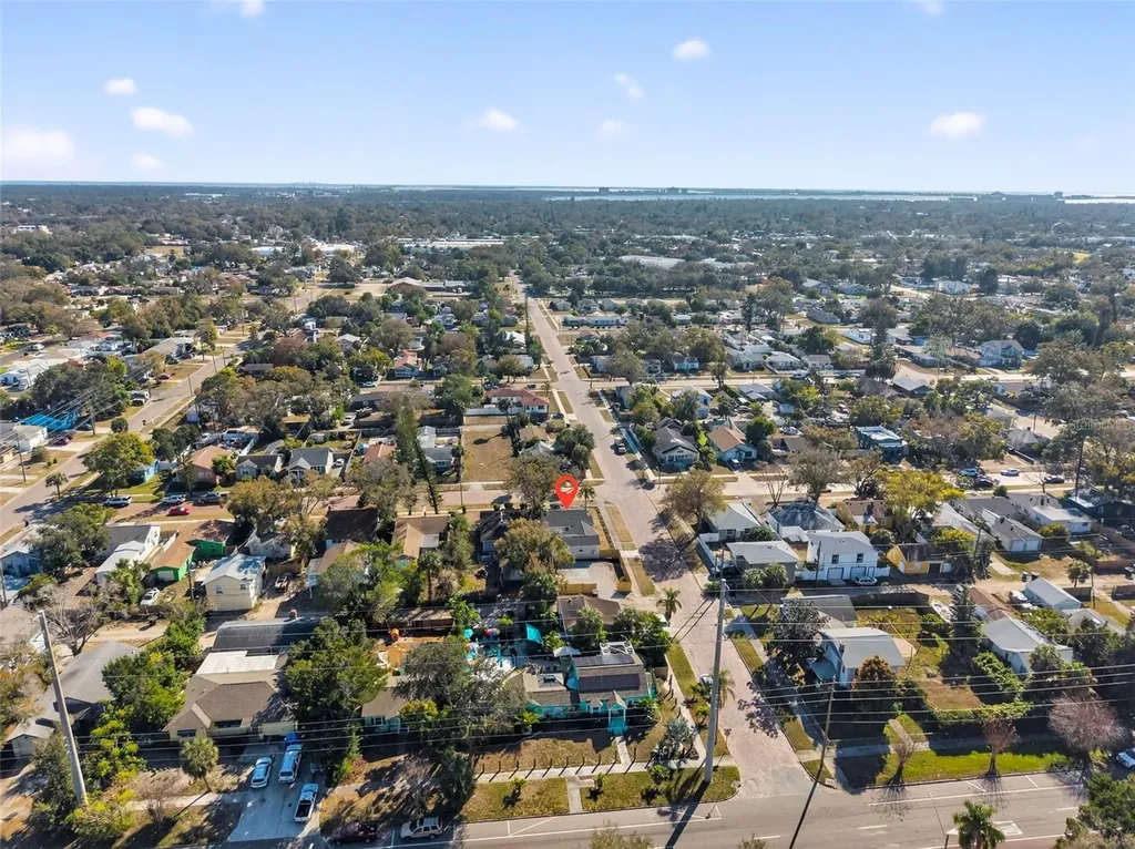 4063 2nd Avenue S St Petersburg FL 33711