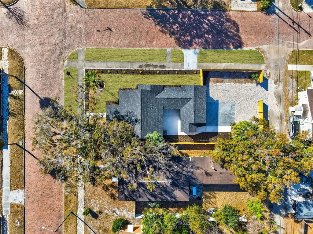 4063 2nd Avenue S St Petersburg FL 33711