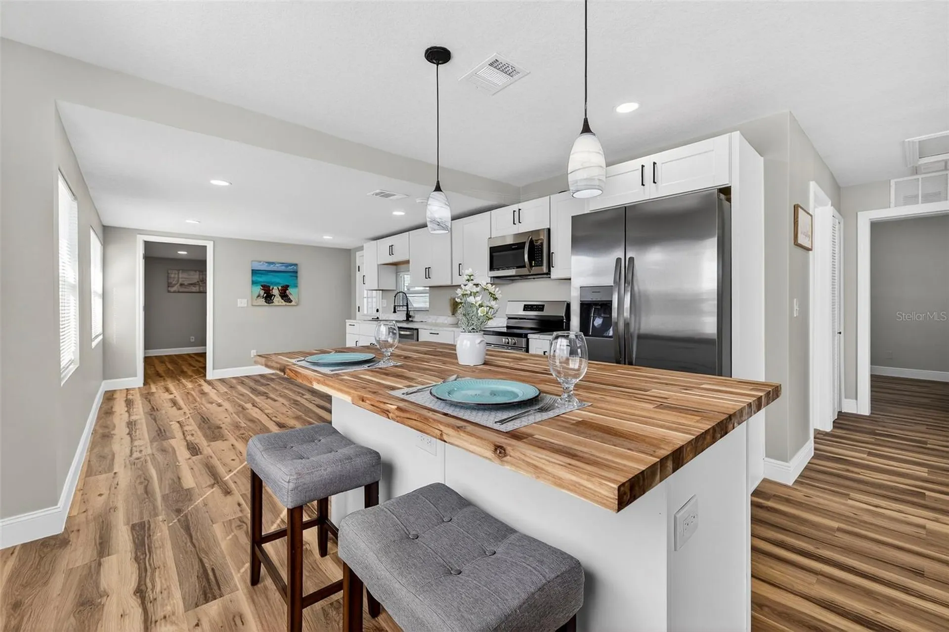 4063 2nd Avenue S St Petersburg FL 33711