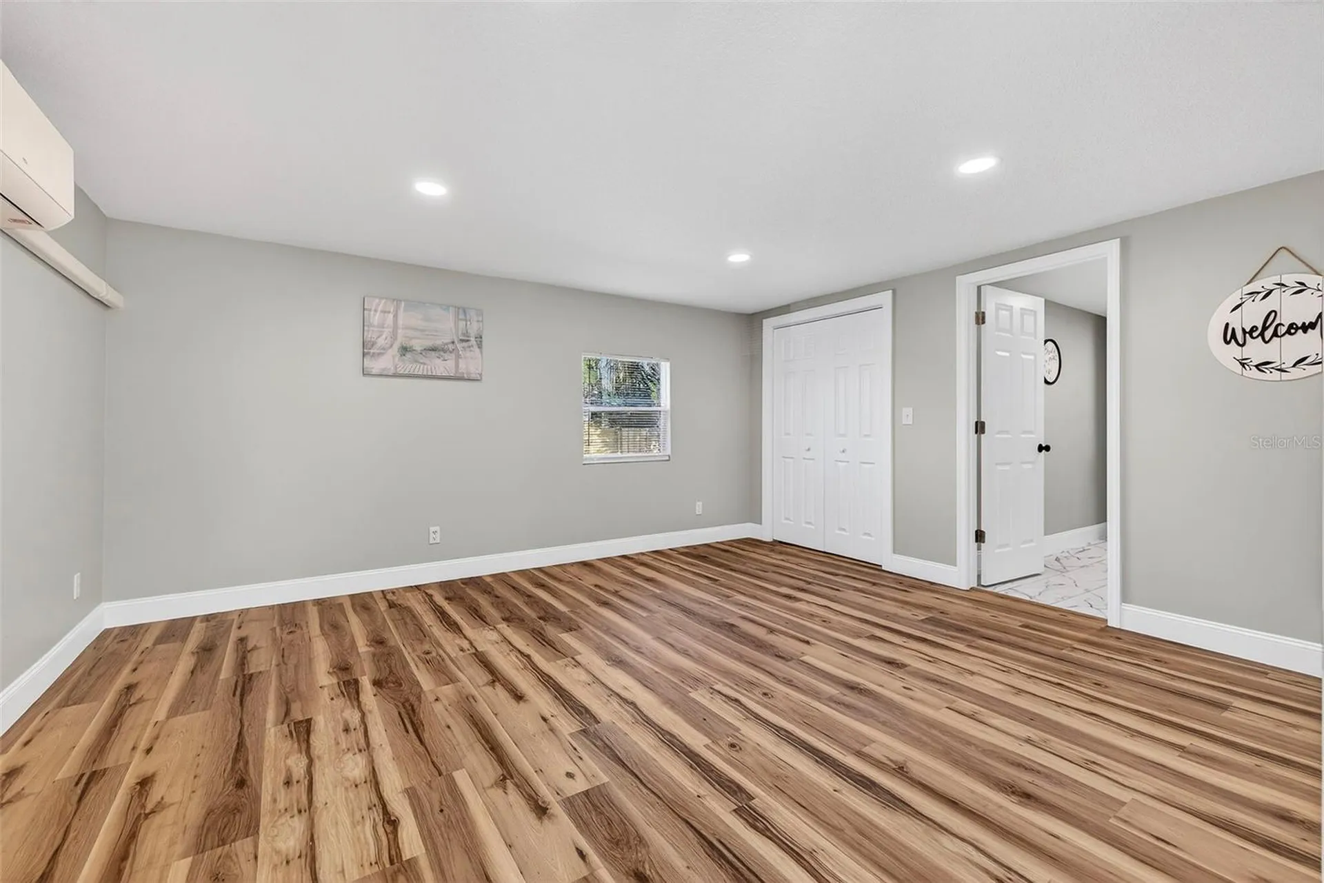 4063 2nd Avenue S St Petersburg FL 33711
