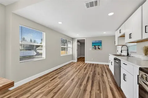 4063 2nd Avenue S St Petersburg FL 33711
