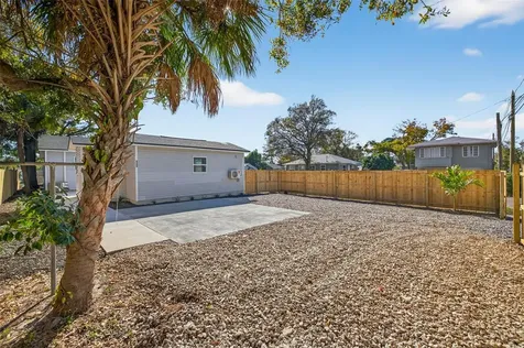 4063 2nd Avenue S St Petersburg FL 33711