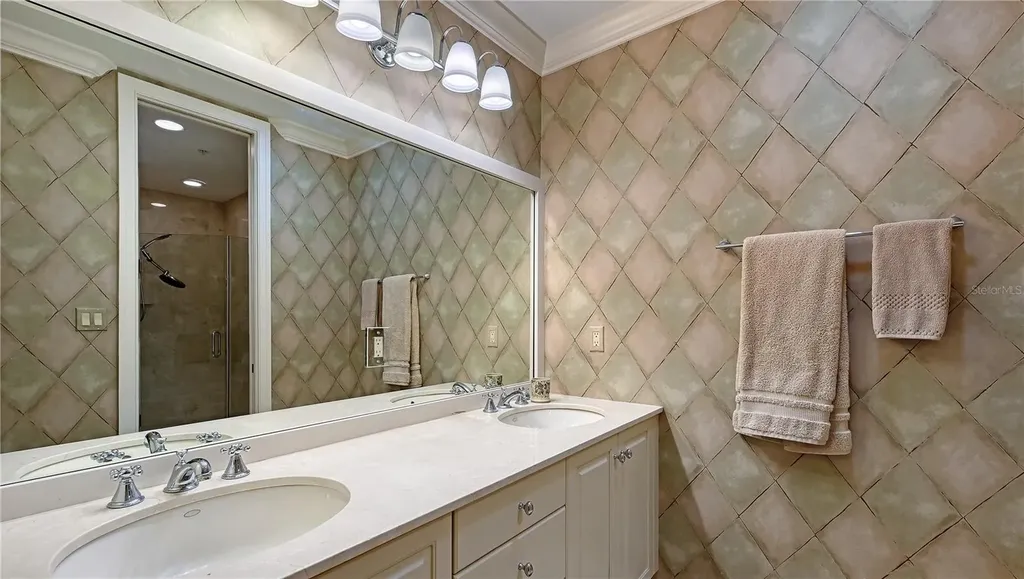235 Cocoanut Avenue Sarasota FL 34236