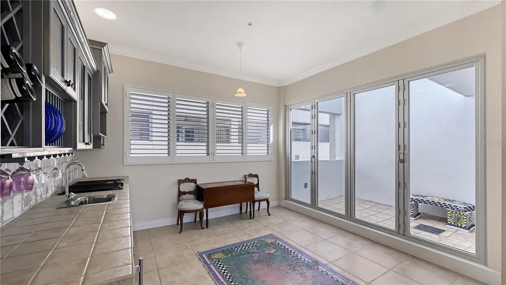 235 Cocoanut Avenue Sarasota FL 34236