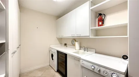 235 Cocoanut Avenue Sarasota FL 34236