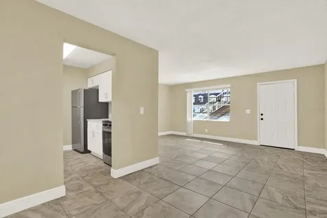 9125 Tudor Drive Tampa FL 33615