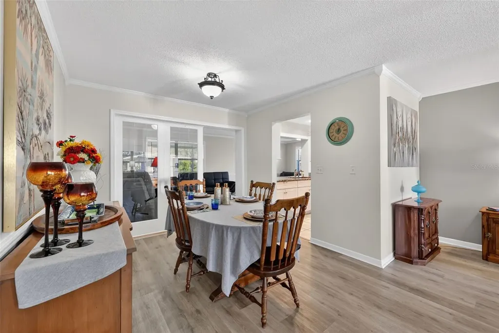 9208 142nd Street Seminole FL 33776