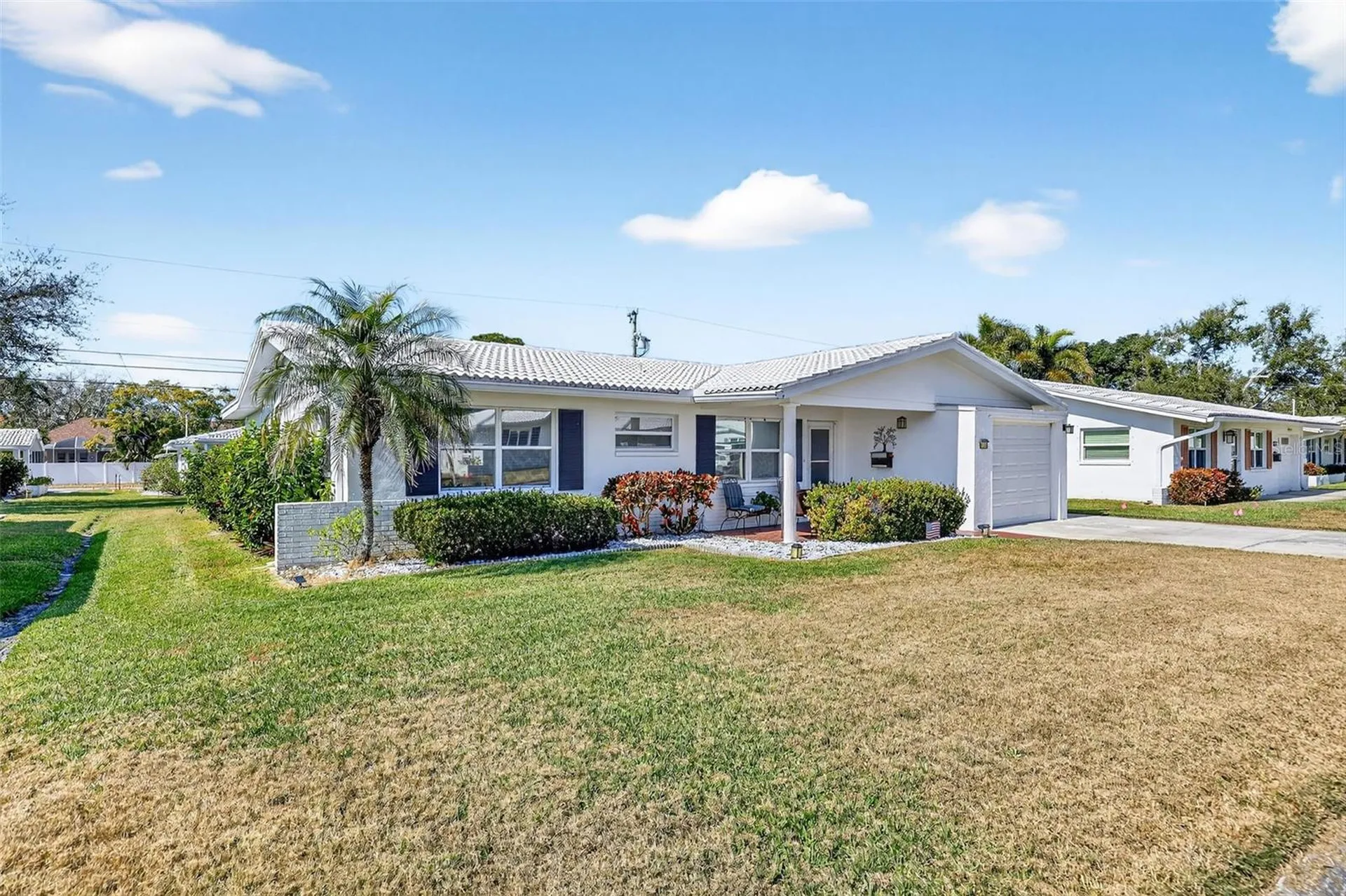 9208 142nd Street Seminole FL 33776