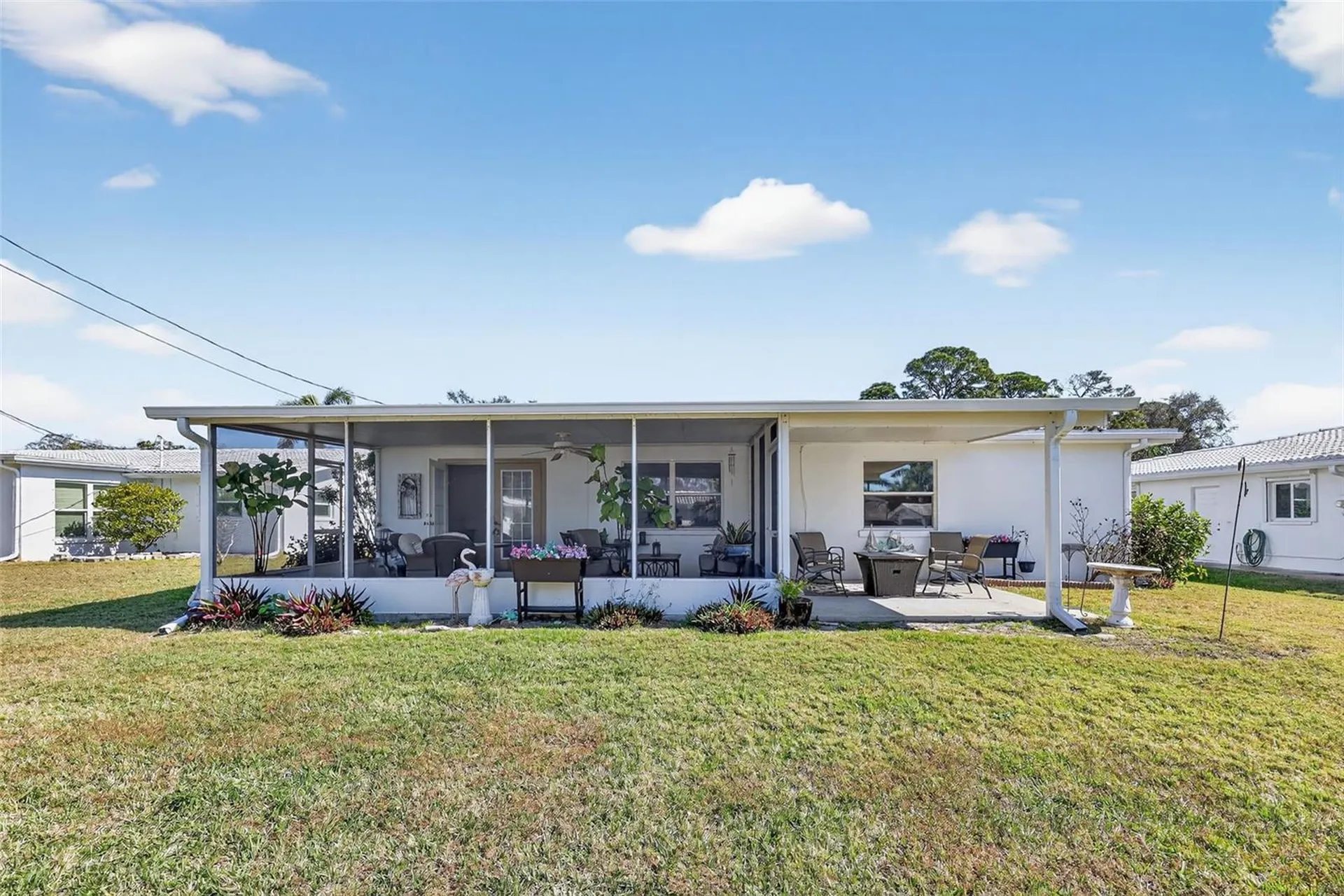 9208 142nd Street Seminole FL 33776