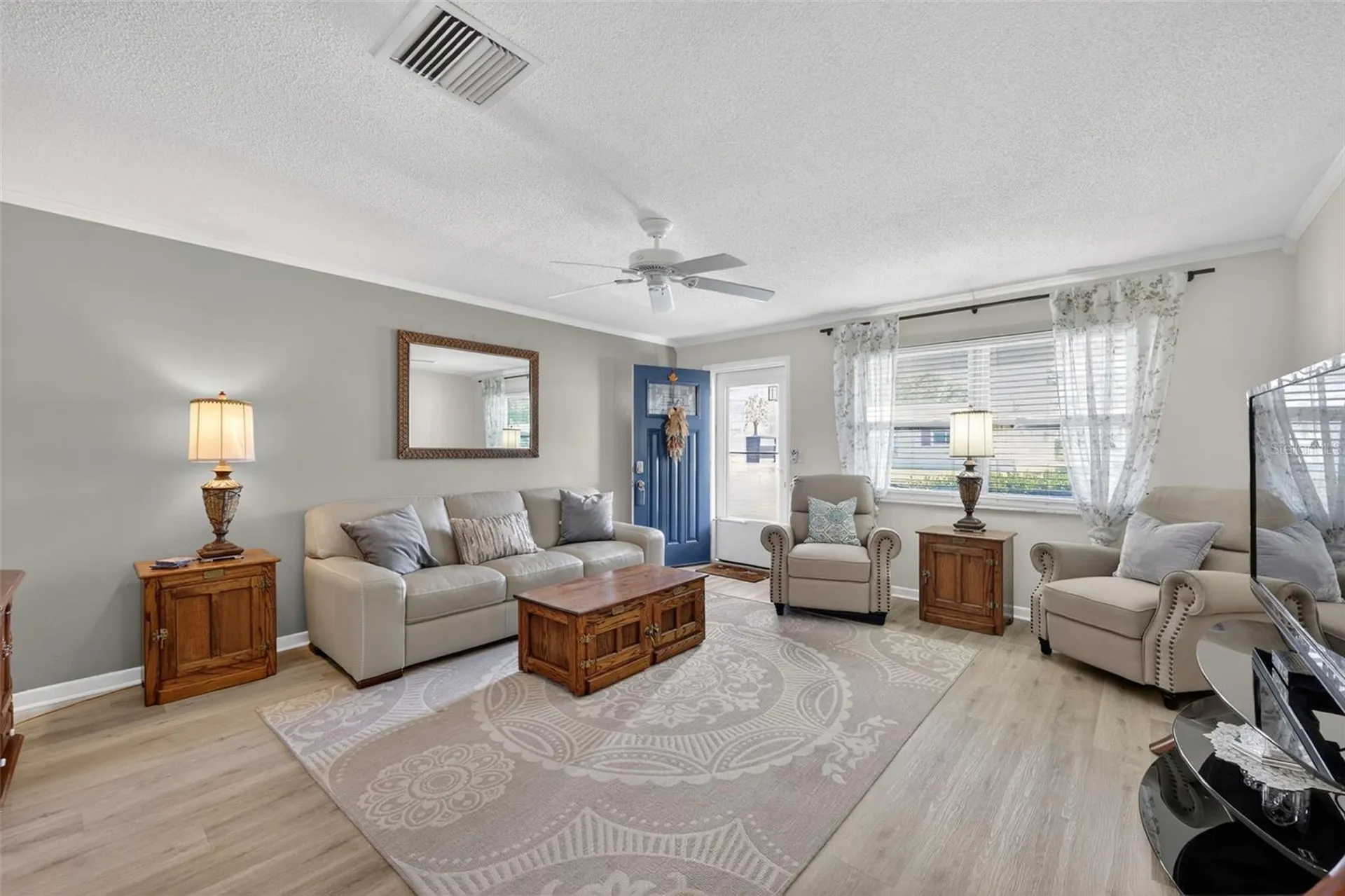 9208 142nd Street Seminole FL 33776