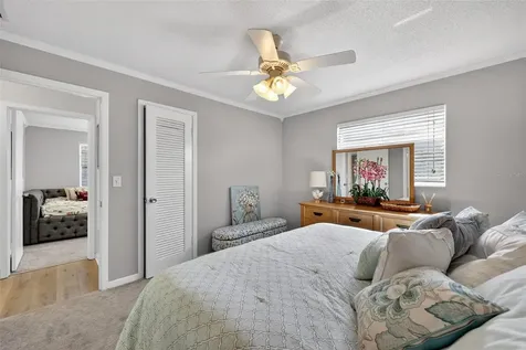 9208 142nd Street Seminole FL 33776
