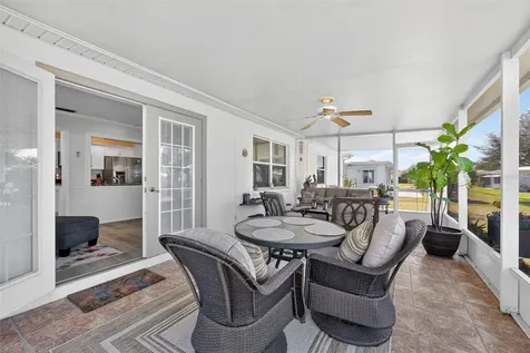 9208 142nd Street Seminole FL 33776