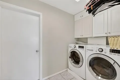 9208 142nd Street Seminole FL 33776