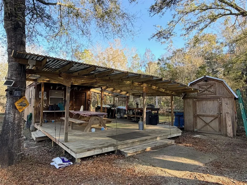 Off NW 10 Place Chiefland FL 32626