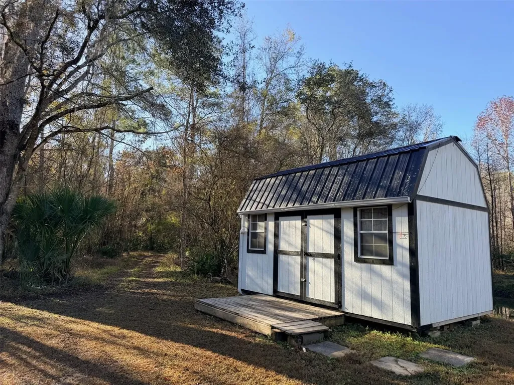 Off NW 10 Place Chiefland FL 32626