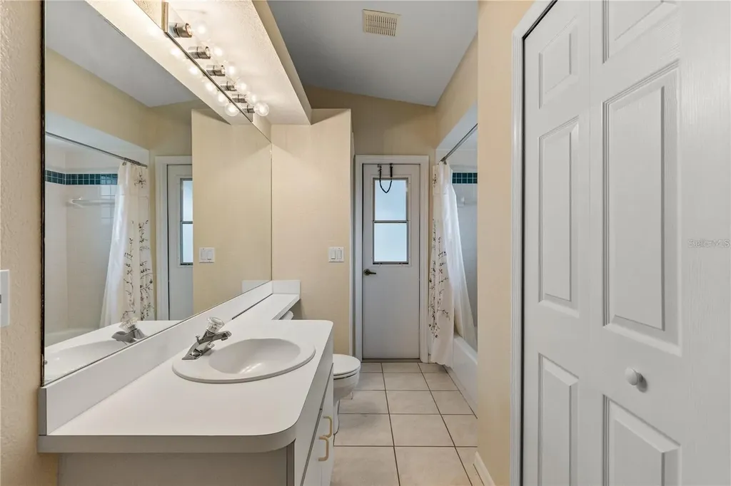 3915 Fonsica Avenue North Port FL 34286