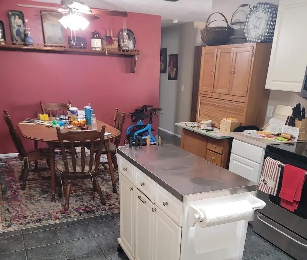 6221 Lullabye Lane Zephyrhills FL 33541