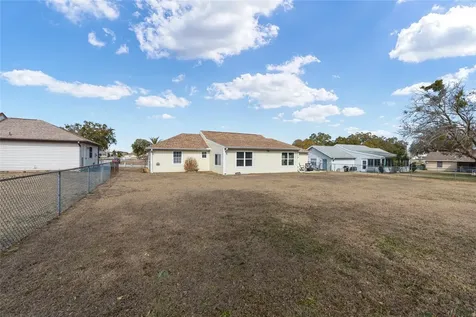 4504 NW 32nd Street Ocala FL 34482