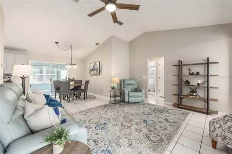 4504 NW 32nd Street Ocala FL 34482