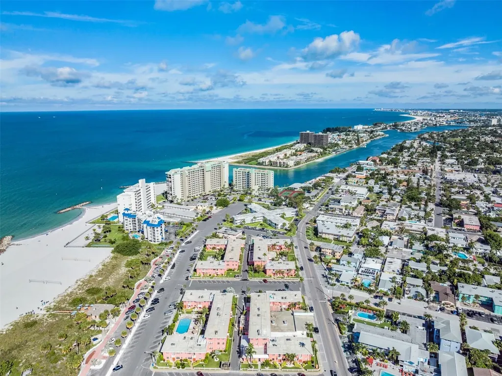 6800 Sunset Way St Pete Beach FL 33706