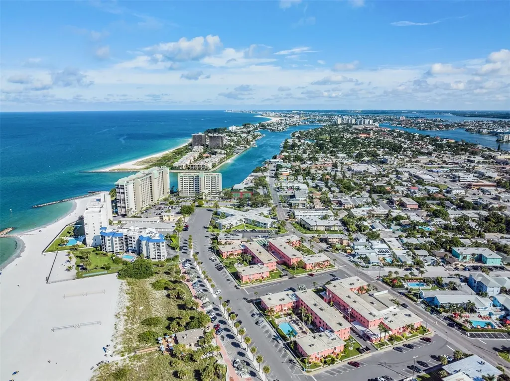 6800 Sunset Way St Pete Beach FL 33706