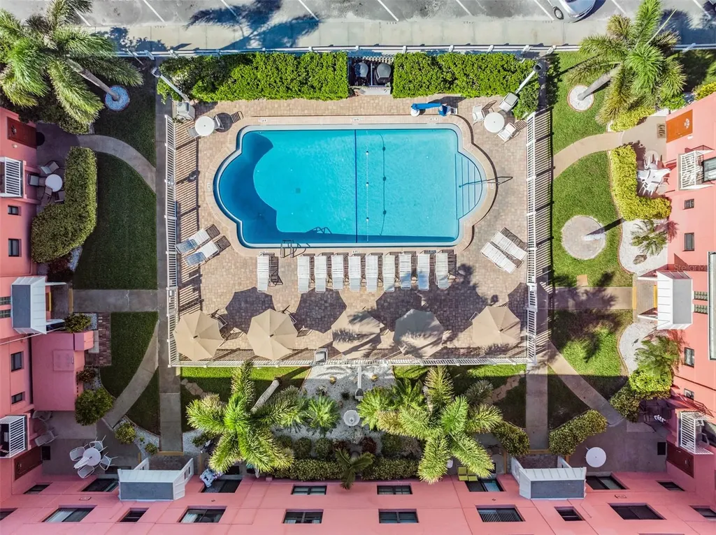 6800 Sunset Way St Pete Beach FL 33706