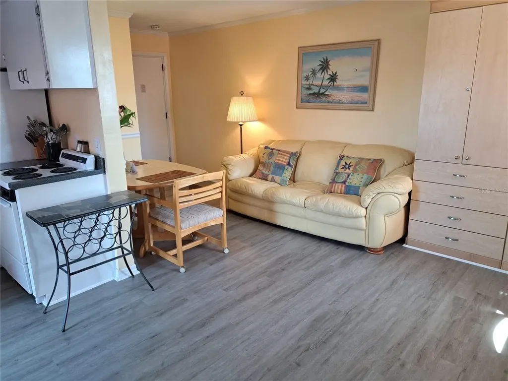 6800 Sunset Way St Pete Beach FL 33706