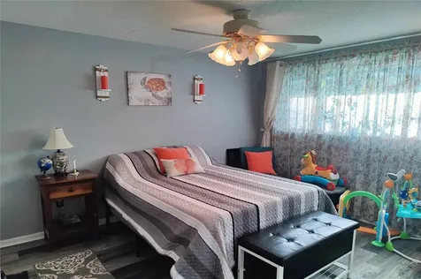 12131 Lacey Drive New Port Richey FL 34654