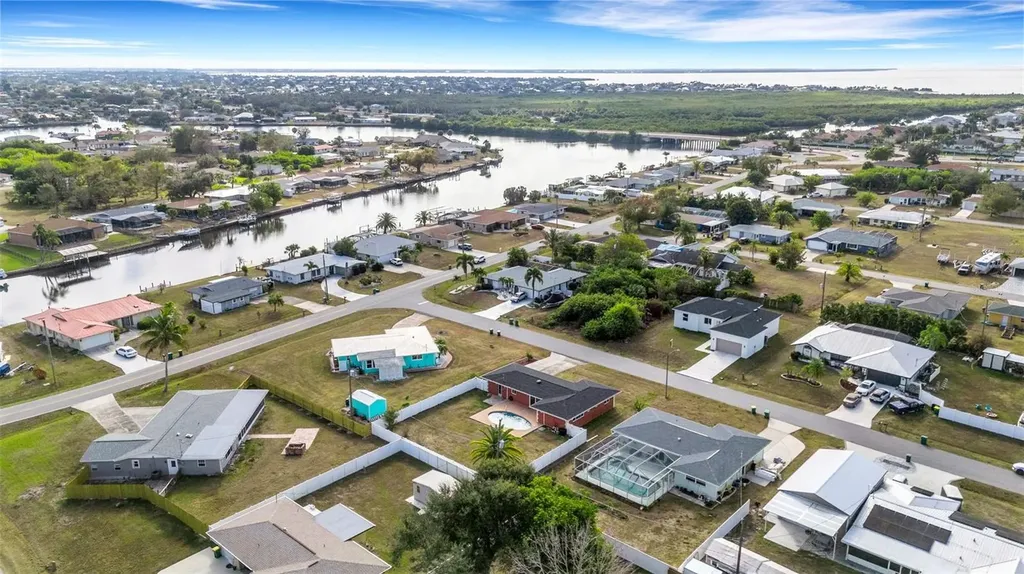 556 Mimosa Avenue NW Port Charlotte FL 33952