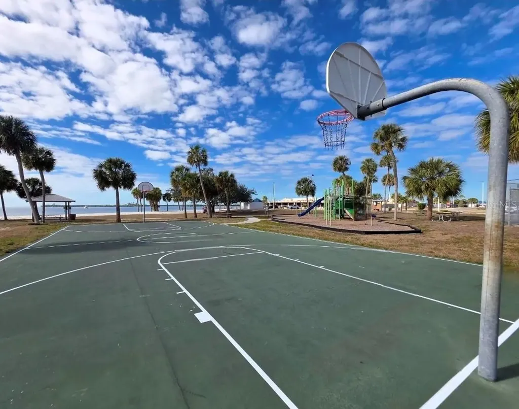 556 Mimosa Avenue NW Port Charlotte FL 33952
