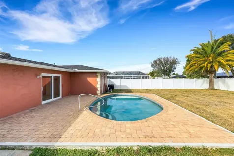 556 Mimosa Avenue NW Port Charlotte FL 33952