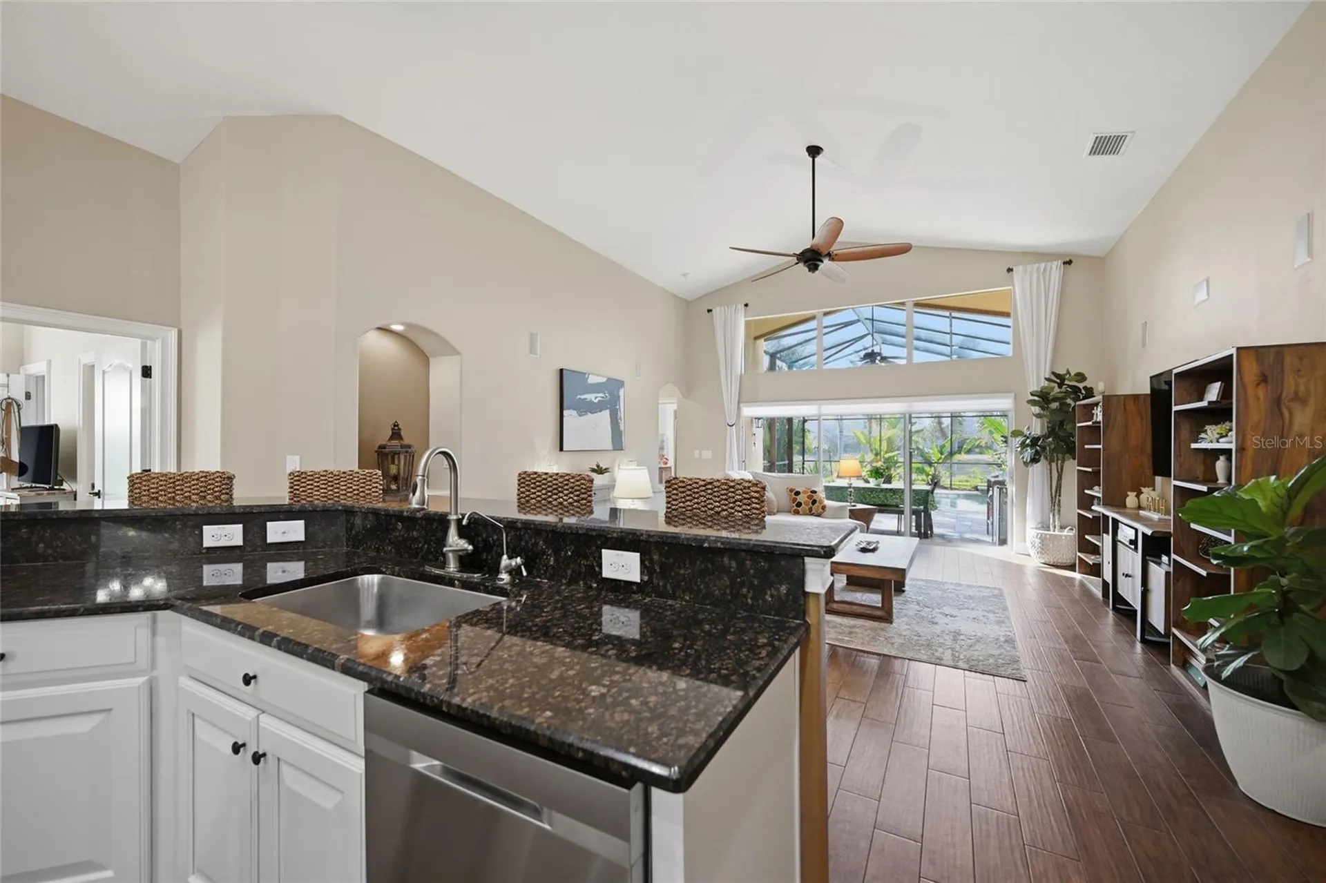 12012 Longview Lake Circle Bradenton FL 34211