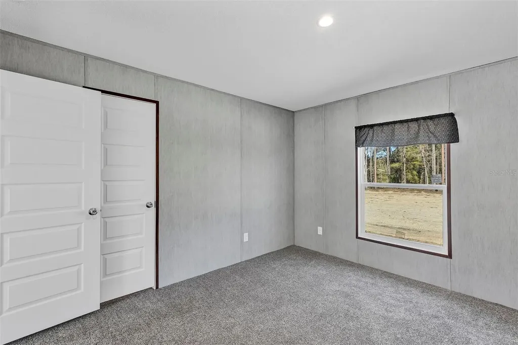 16879 SW 42nd Loop Ocala FL 34481