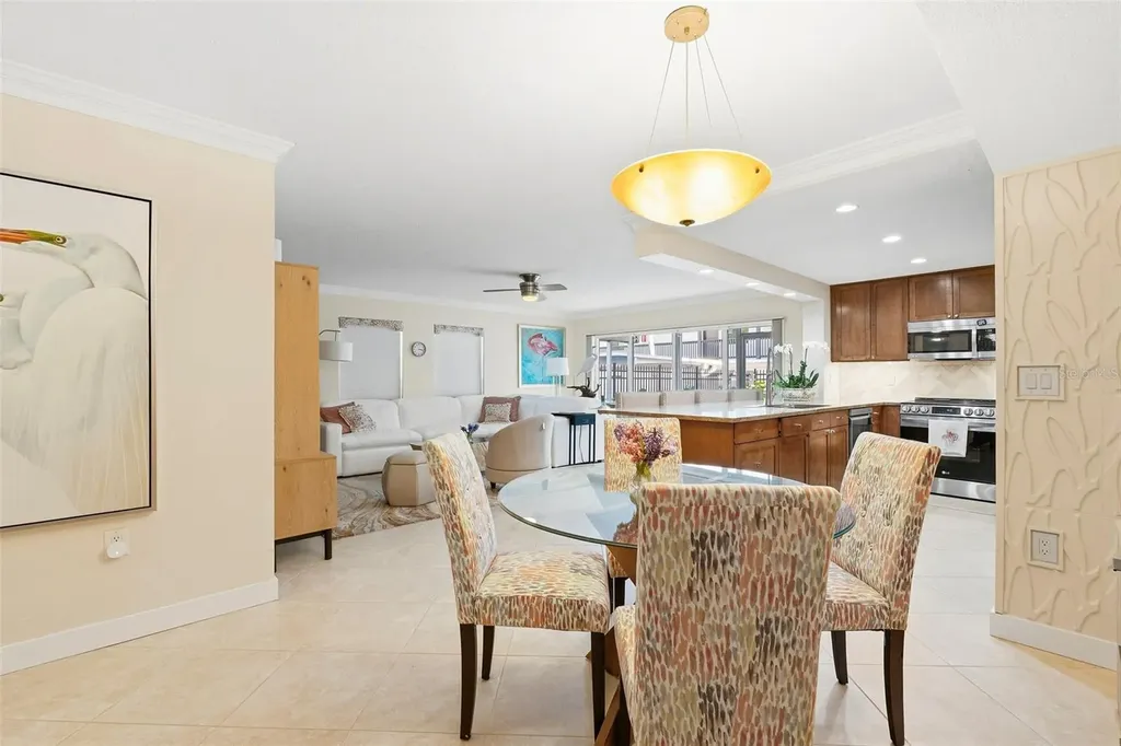 800 Benjamin Franklin Drive Sarasota FL 34236