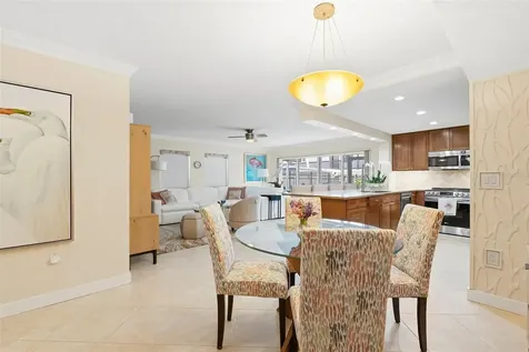 800 Benjamin Franklin Drive Sarasota FL 34236