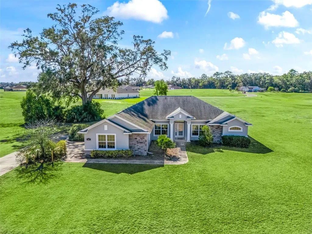 1907 NW 85th Loop Ocala FL 34475