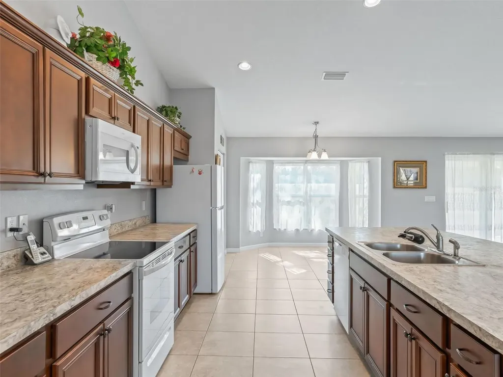 1907 NW 85th Loop Ocala FL 34475