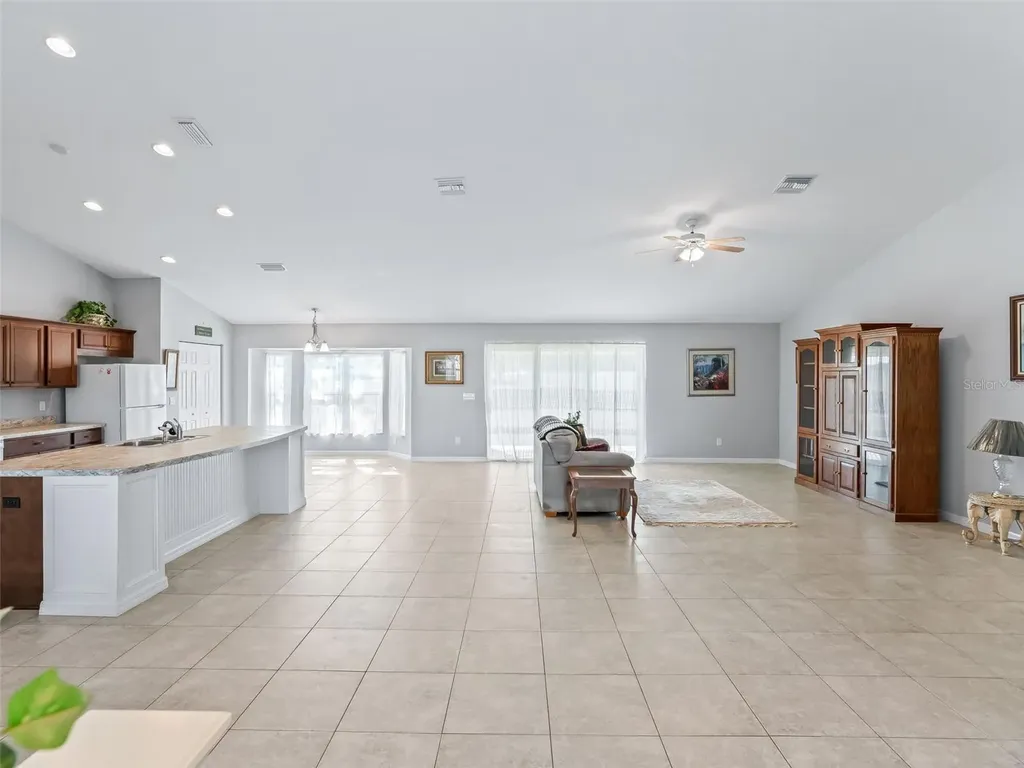 1907 NW 85th Loop Ocala FL 34475