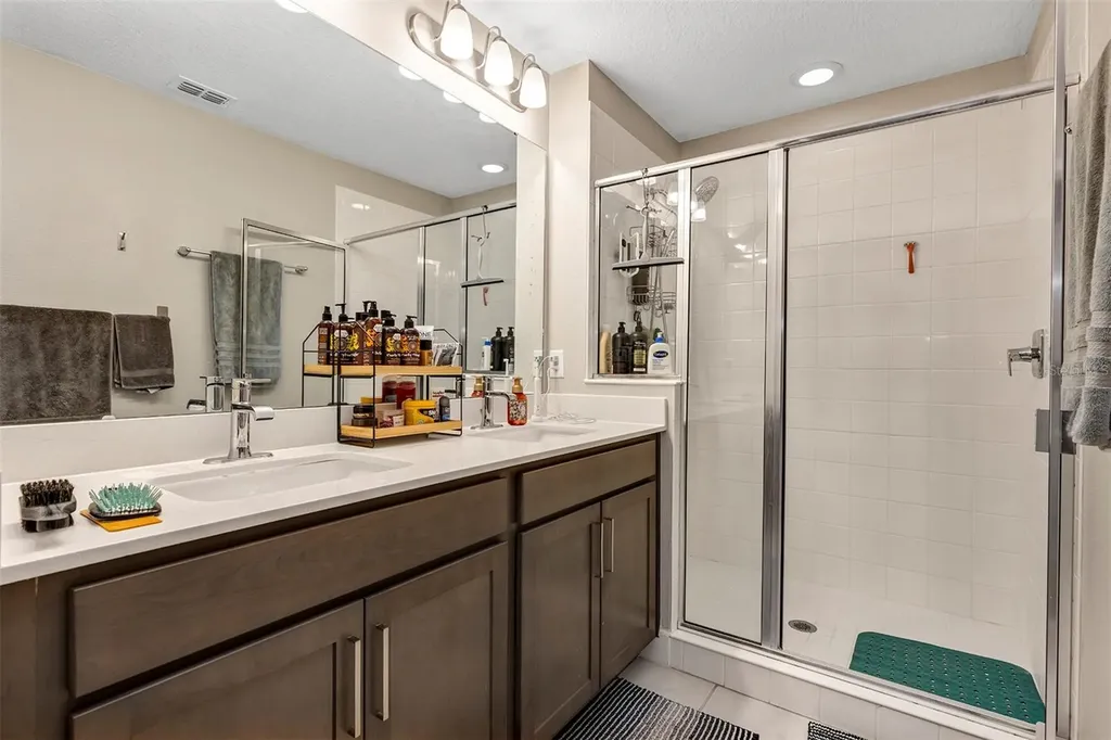 1401 Captiva Cove Sanford FL 32771