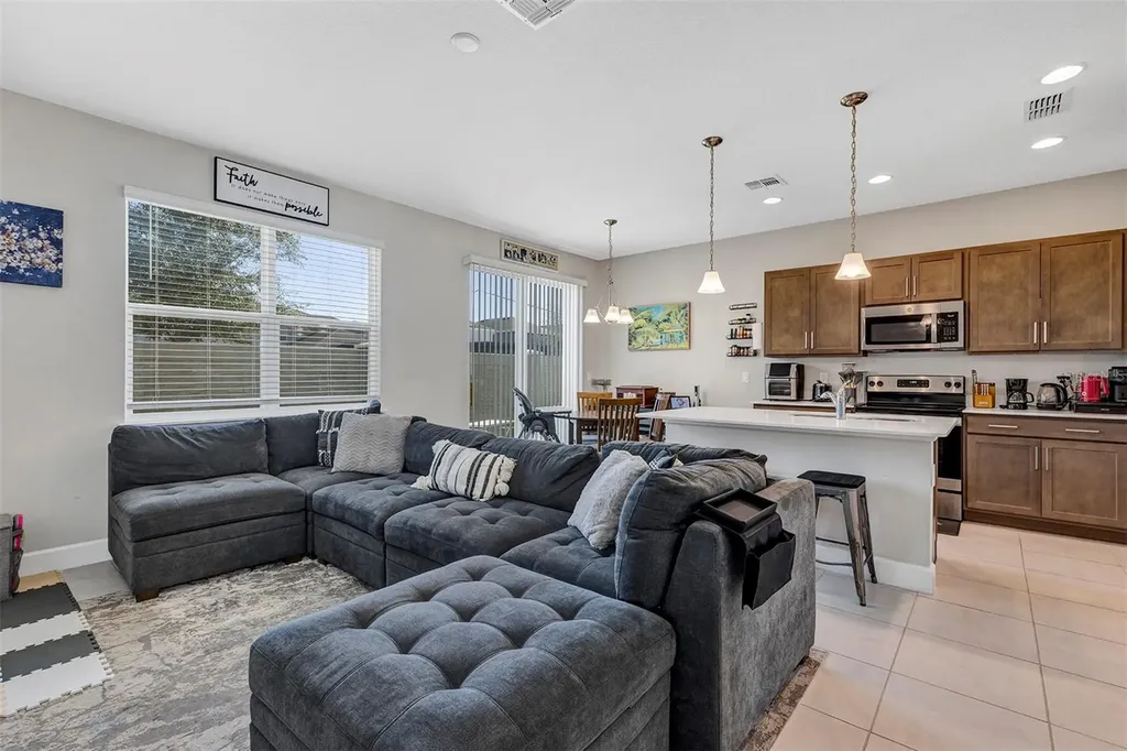1401 Captiva Cove Sanford FL 32771
