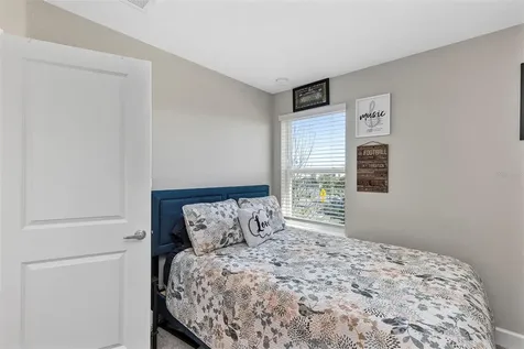 1401 Captiva Cove Sanford FL 32771