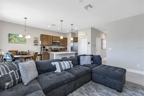 1401 Captiva Cove Sanford FL 32771