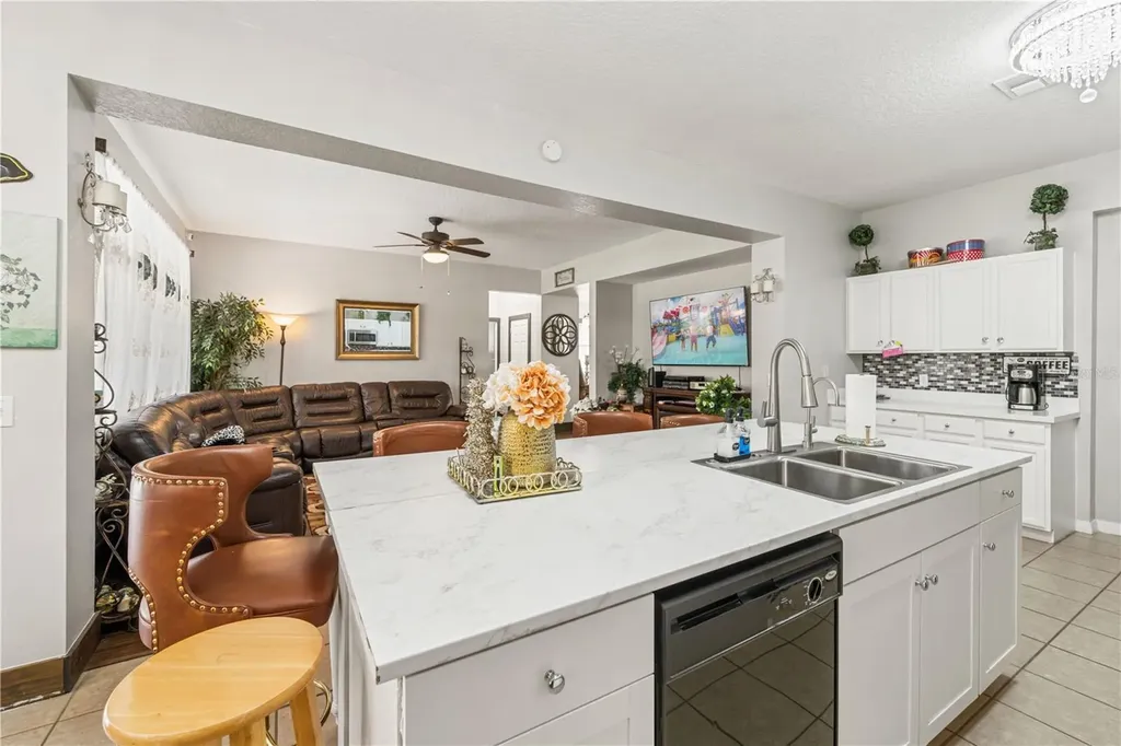 1704 Pine Ridge Drive Davenport FL 33896