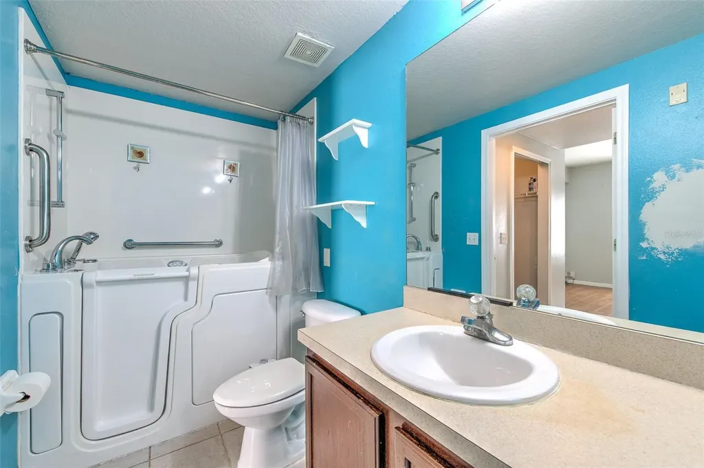 9515 Amberdale Court Riverview FL 33578