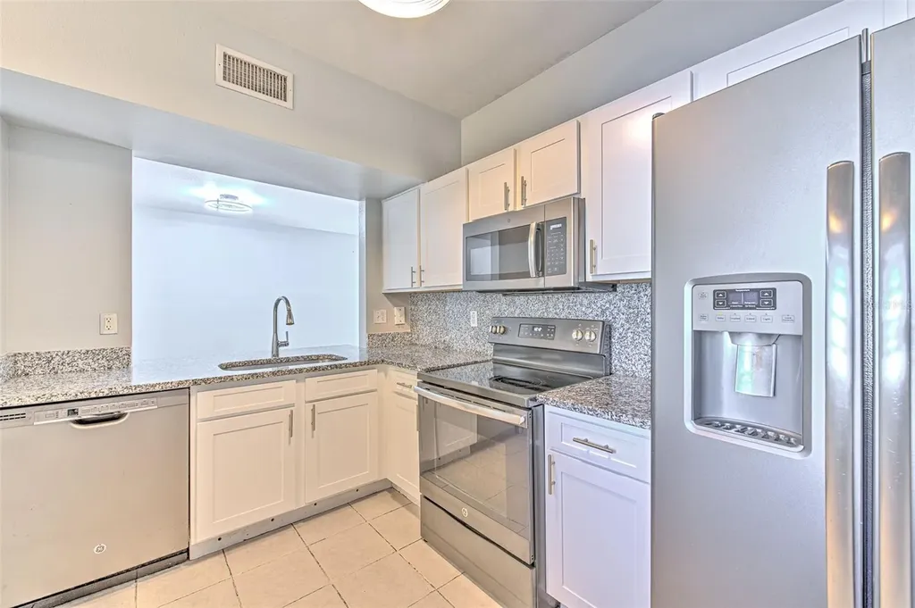 9515 Amberdale Court Riverview FL 33578