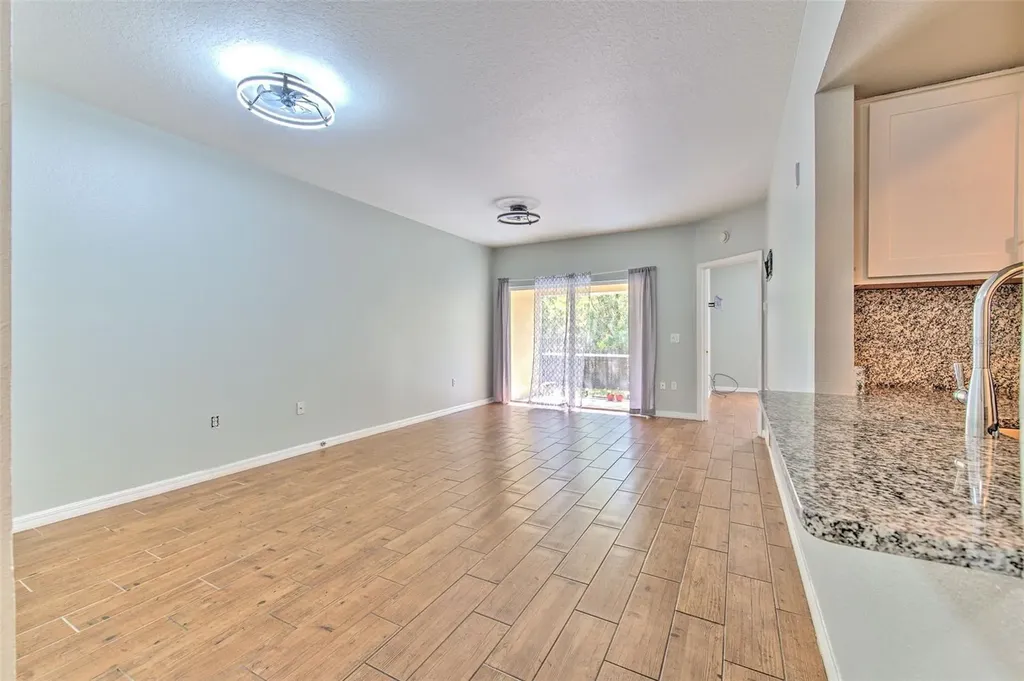 9515 Amberdale Court Riverview FL 33578